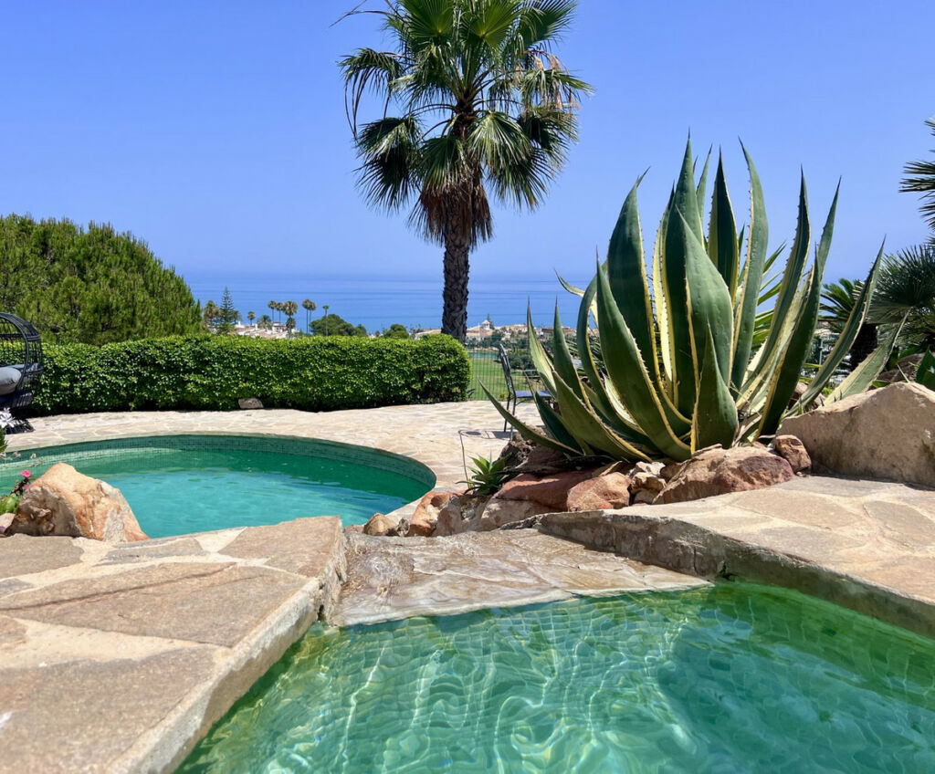 Detached Villa La Duquesa Málaga - image 10