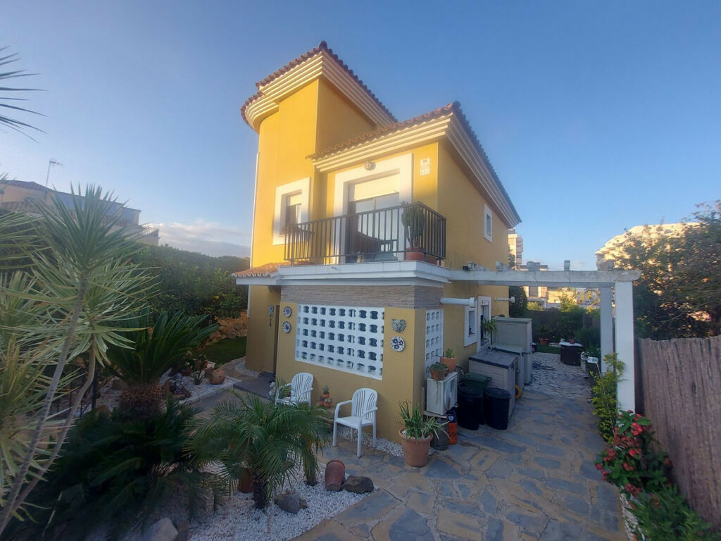 Detached Villa Manilva Málaga - image 10