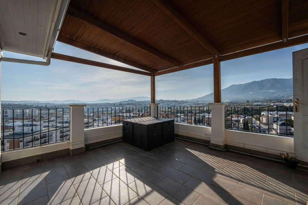 Penthouse Fuengirola Málaga - image 10