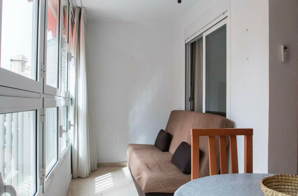 Middle Floor Apartment Benidorm Alicante - image 10
