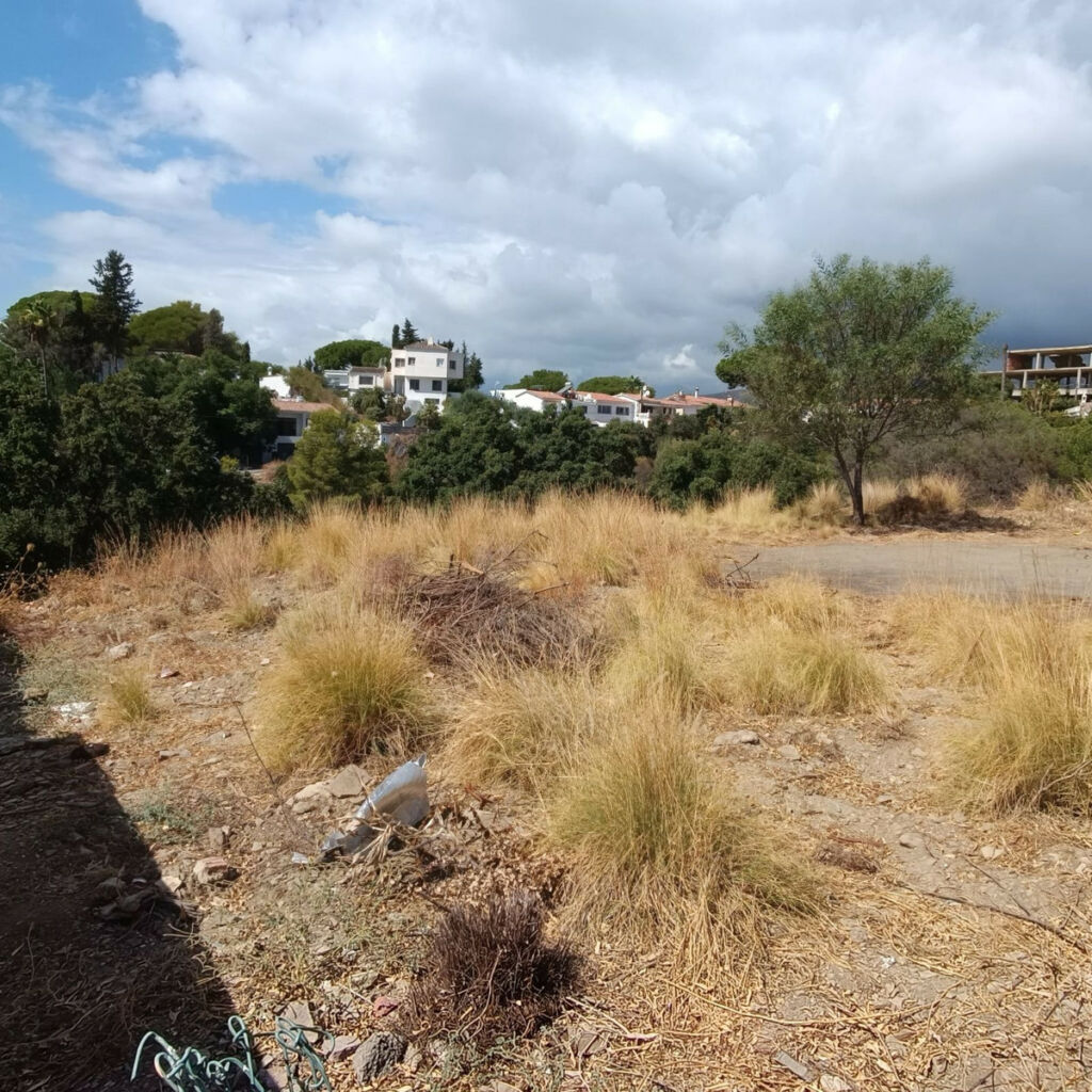 Residential Plot Elviria Málaga - image 10