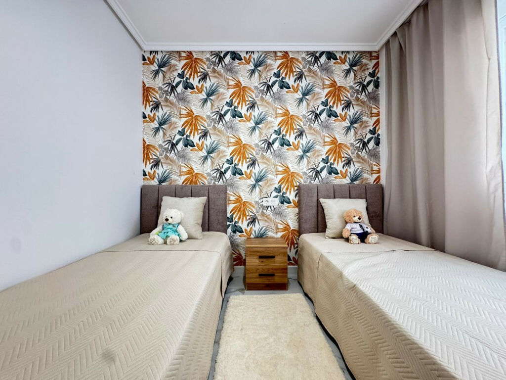 Middle Floor Apartment Torrevieja Alicante - image 10