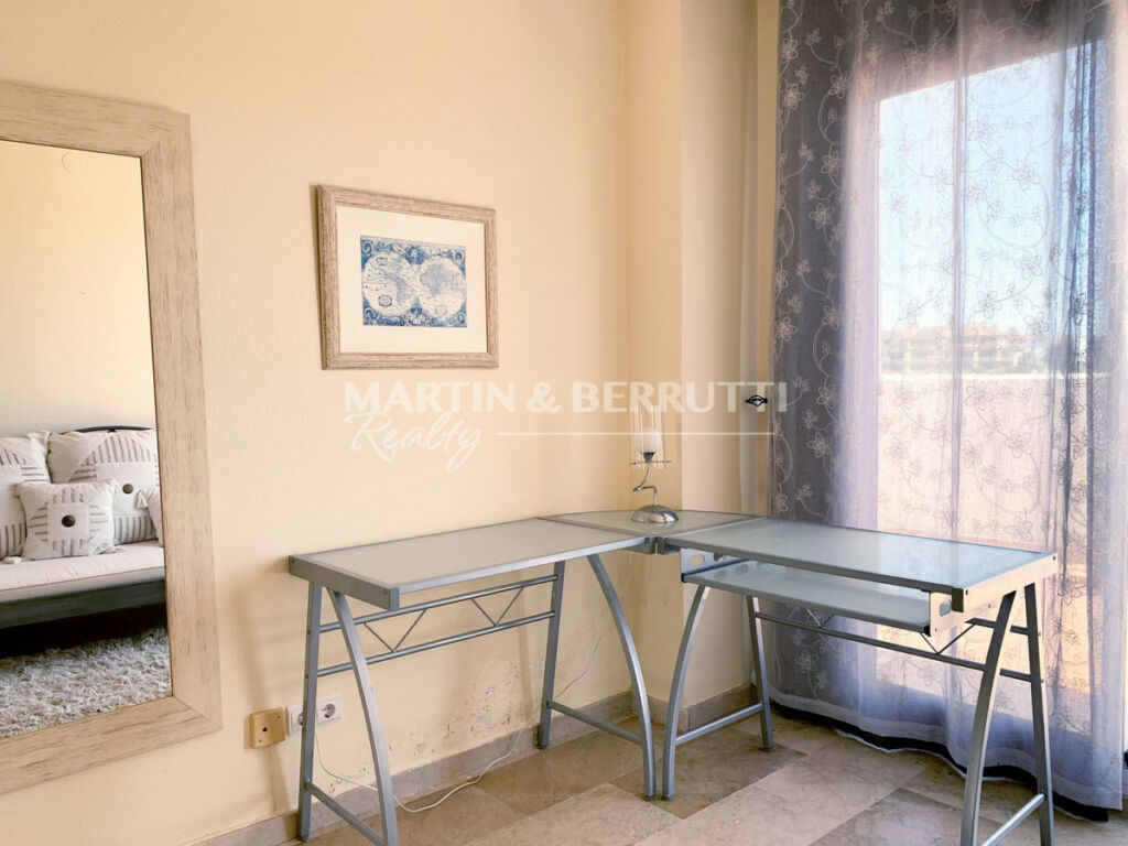 Penthouse Duplex Selwo Málaga - image 11
