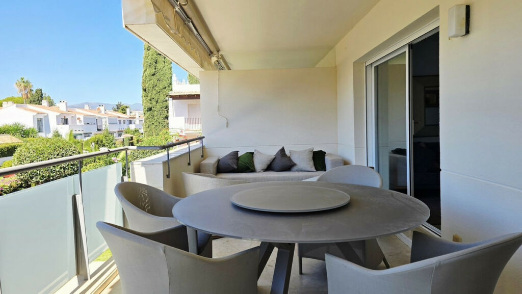 Middle Floor Apartment San Pedro de Alcántara Málaga - image 11