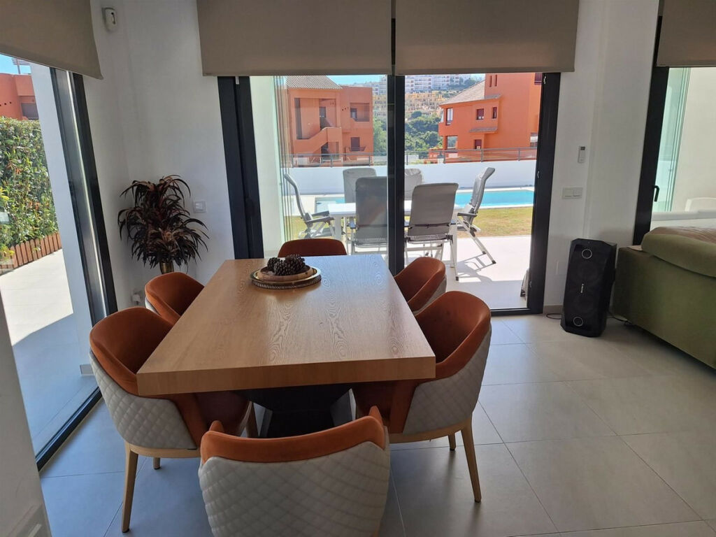 Detached Villa La Duquesa Málaga - image 11