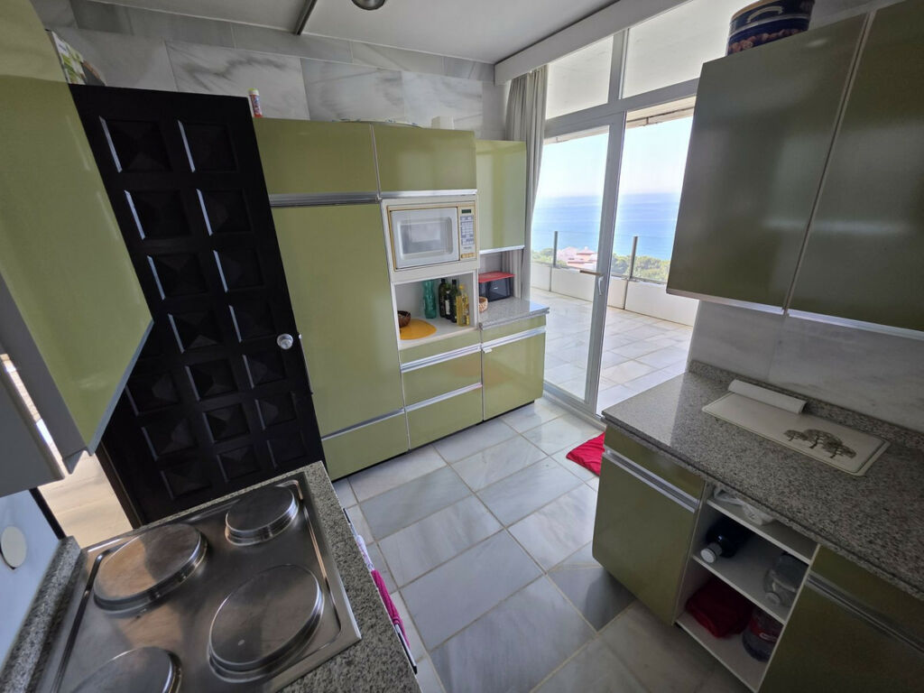 Middle Floor Apartment Marbella Málaga - image 11