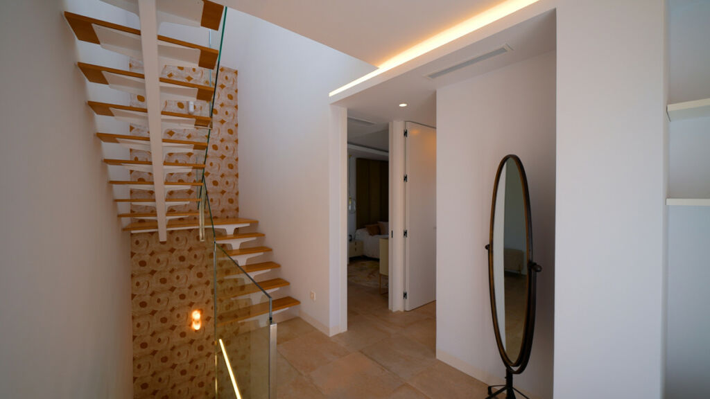 Detached Villa Los Altos Alicante - image 11