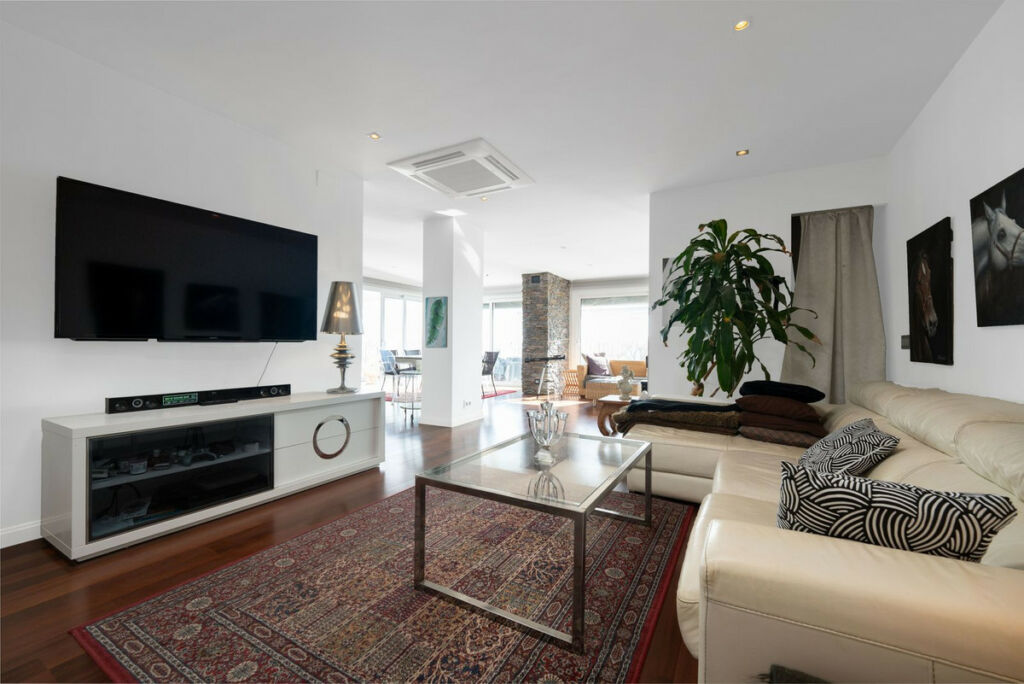 Penthouse Fuengirola Málaga - image 11
