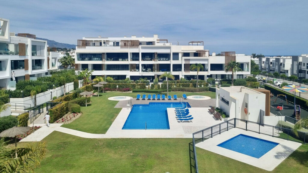 Ground Floor Apartment Bel Air Málaga - image 11