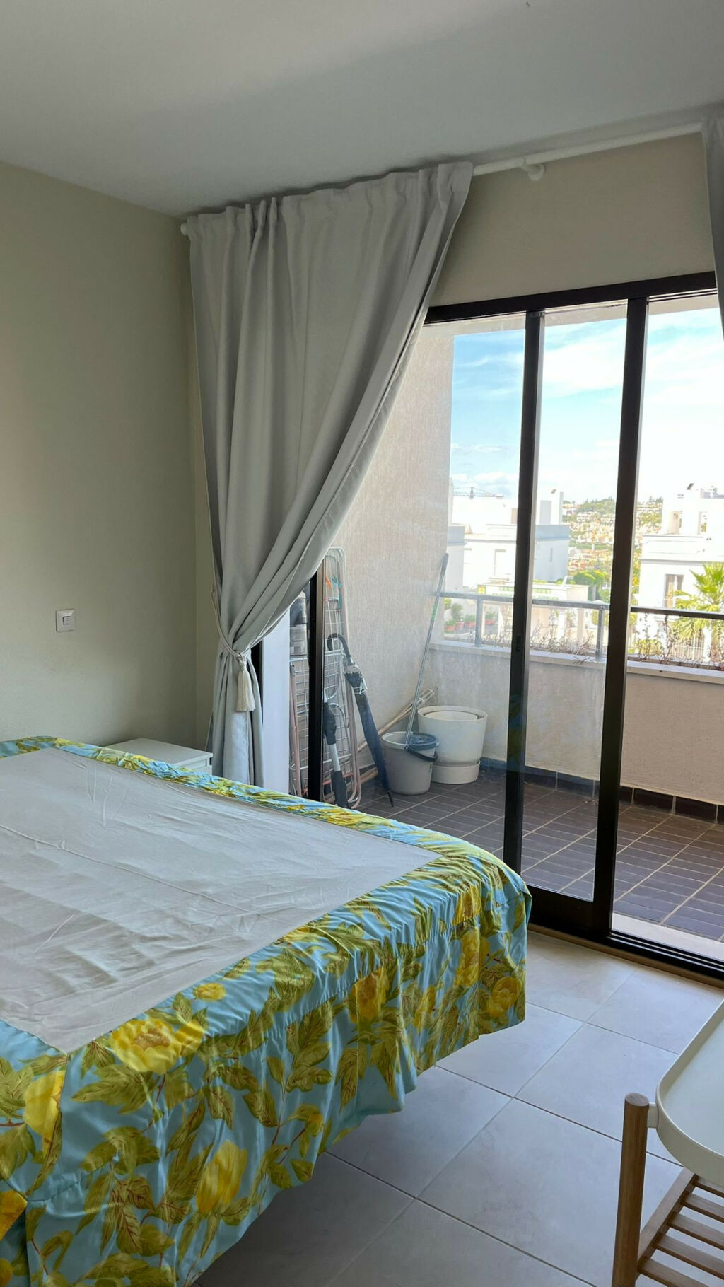 Middle Floor Apartment Estepona Málaga - image 11