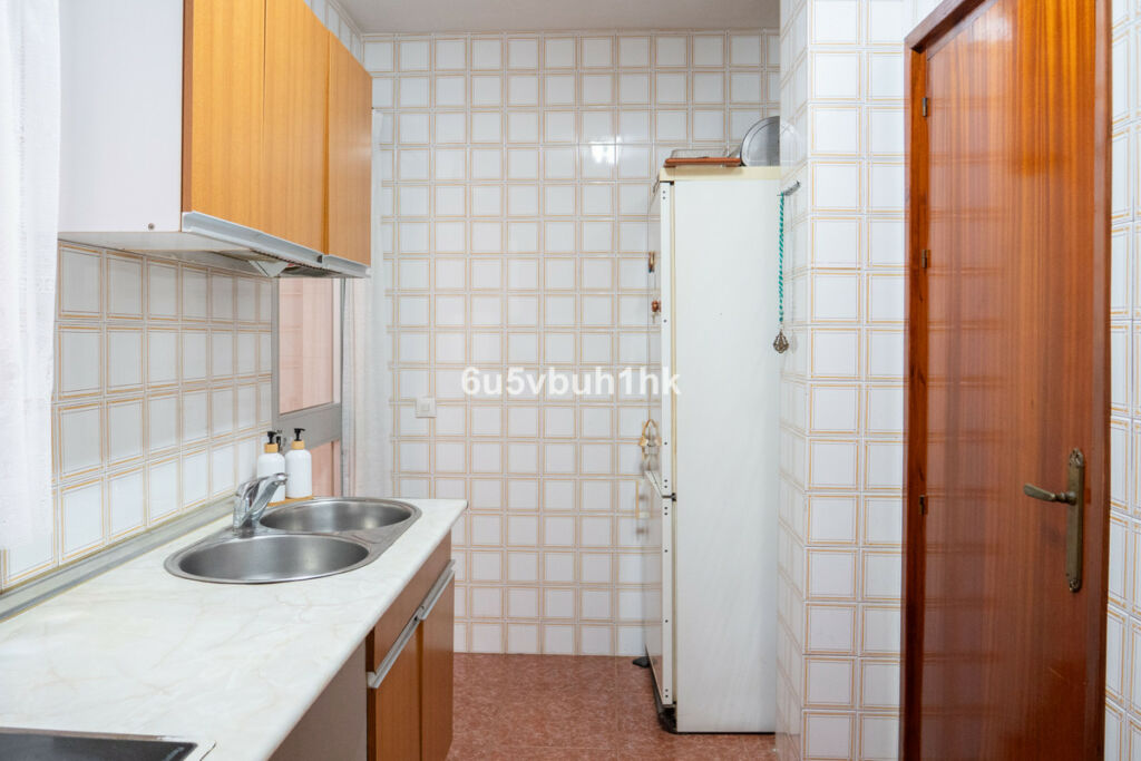 Ground Floor Apartment Fuengirola Málaga - image 11