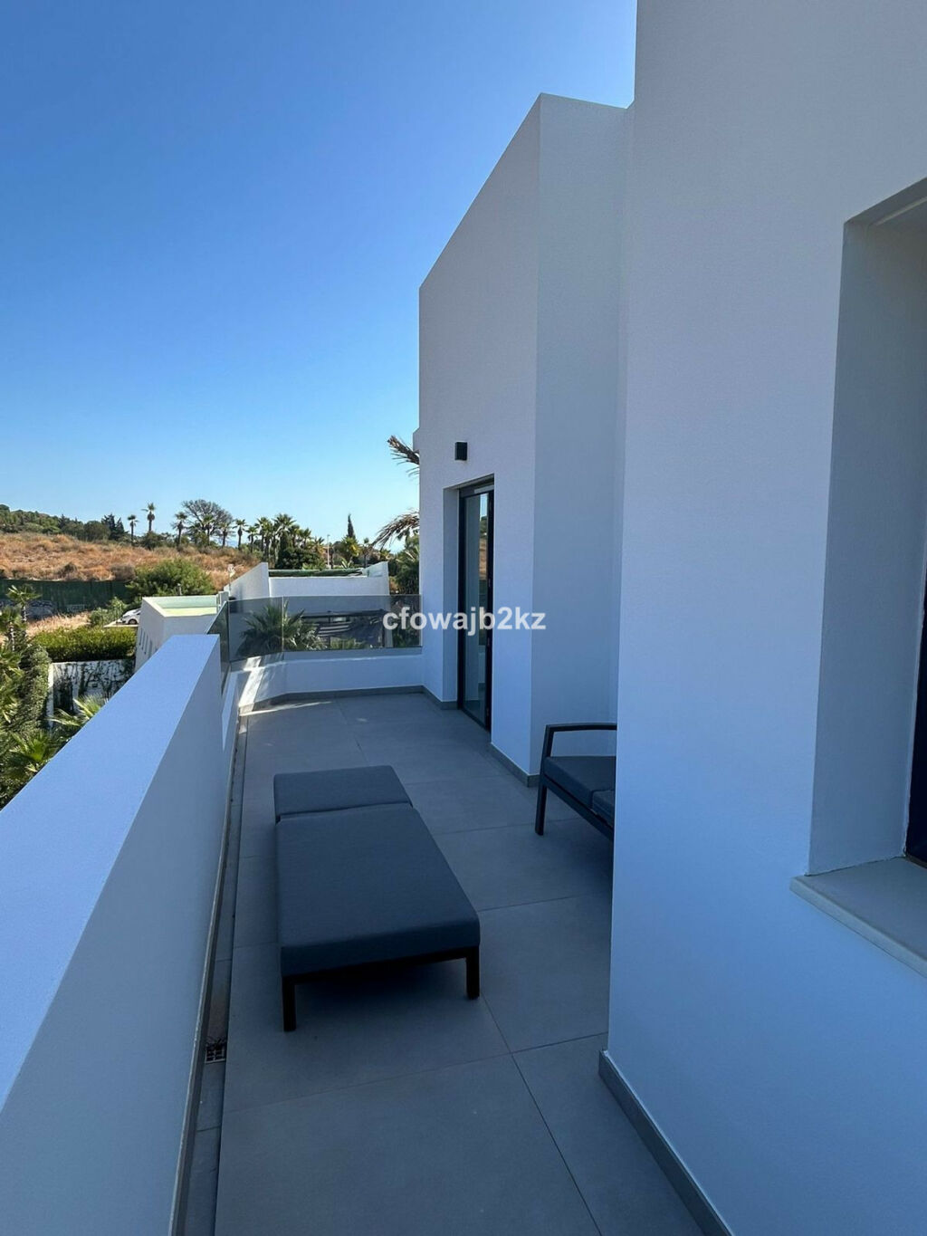 Top Floor Apartment Estepona Málaga - image 11
