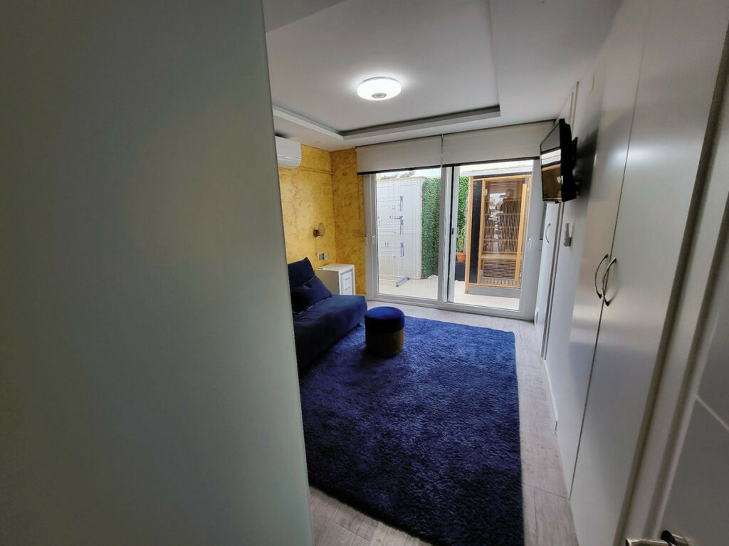 Townhouse Los Balcones Alicante - image 11