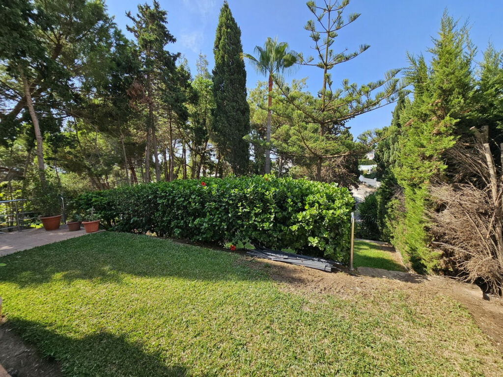 Townhouse El Chaparral Málaga - image 11