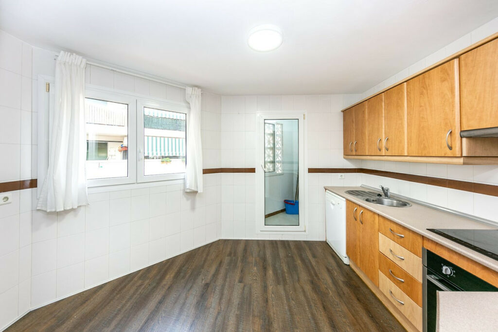 Middle Floor Apartment Torrequebrada Málaga - image 11