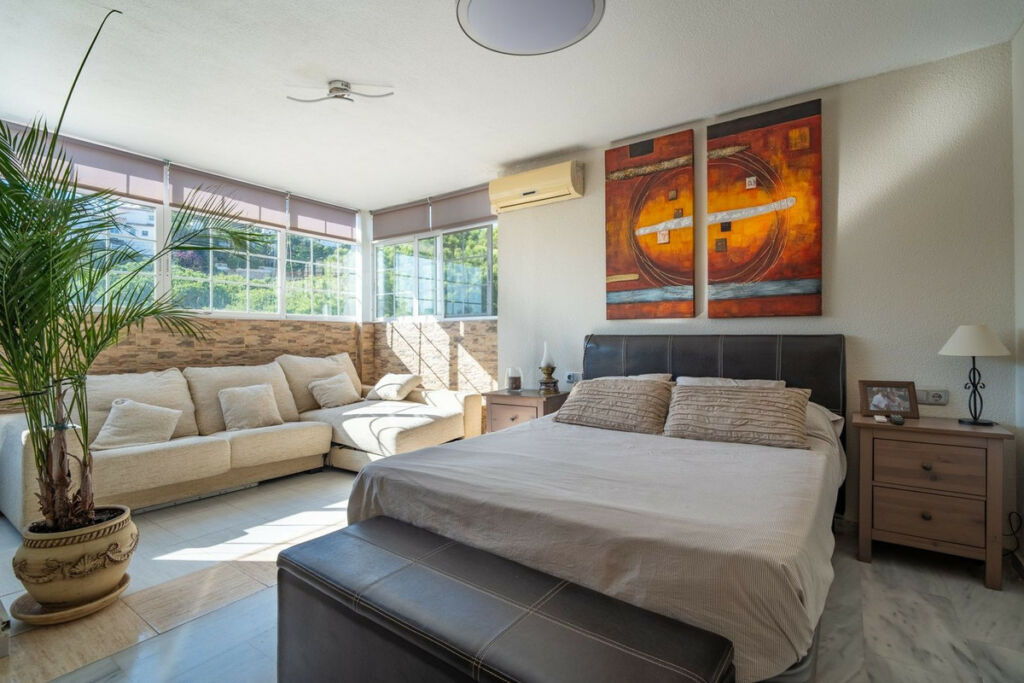 Duplex Benalmadena Málaga - image 11