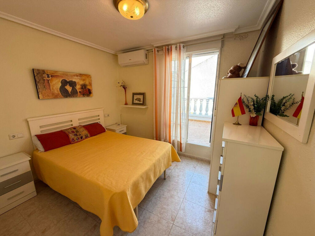 Townhouse Torrevieja Alicante - image 11