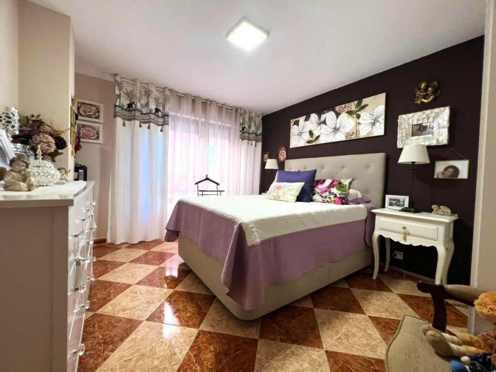 Middle Floor Apartment Torrevieja Alicante - image 11