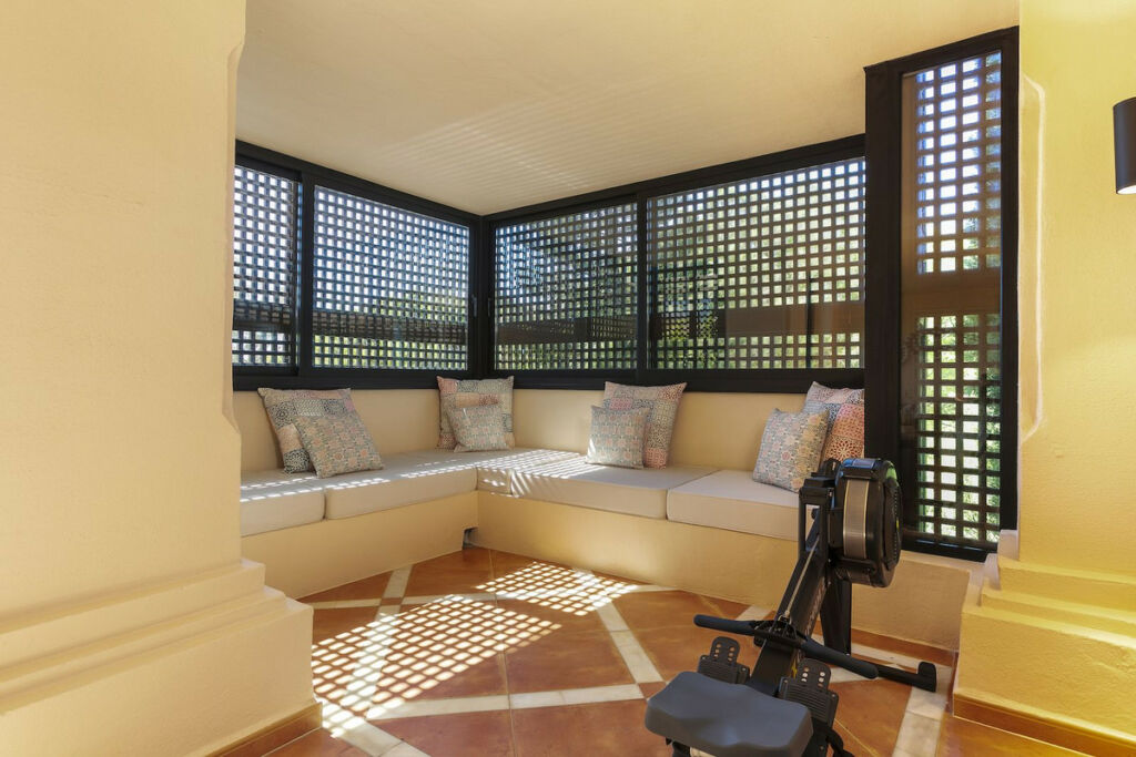 Ground Floor Apartment Nueva Andalucía Málaga - image 11