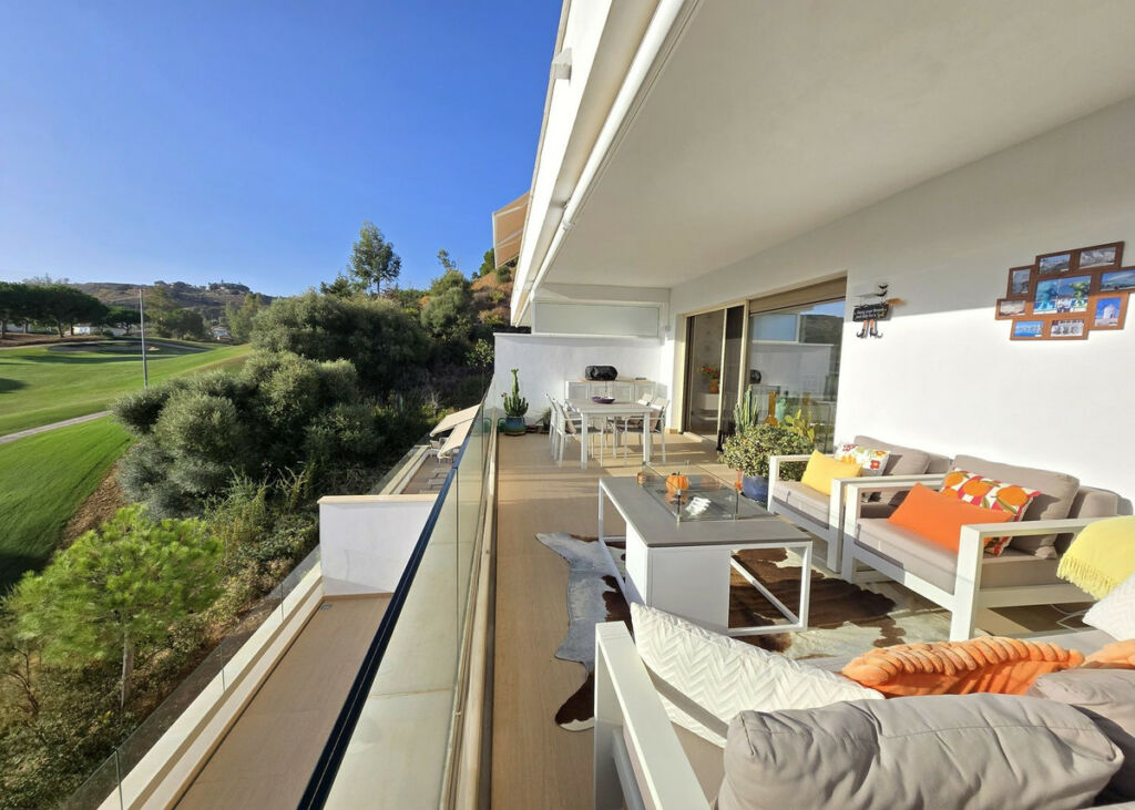 Middle Floor Apartment La Cala Golf Málaga - image 11