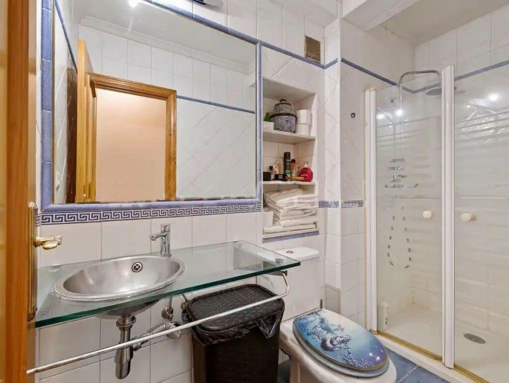 Middle Floor Apartment Estepona Málaga - image 11