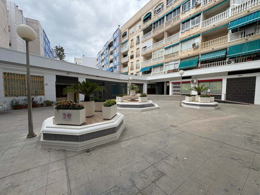 Penthouse Torrevieja Alicante - image 11