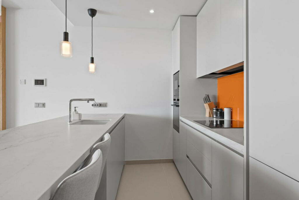 Middle Floor Apartment Higueron Málaga - image 11