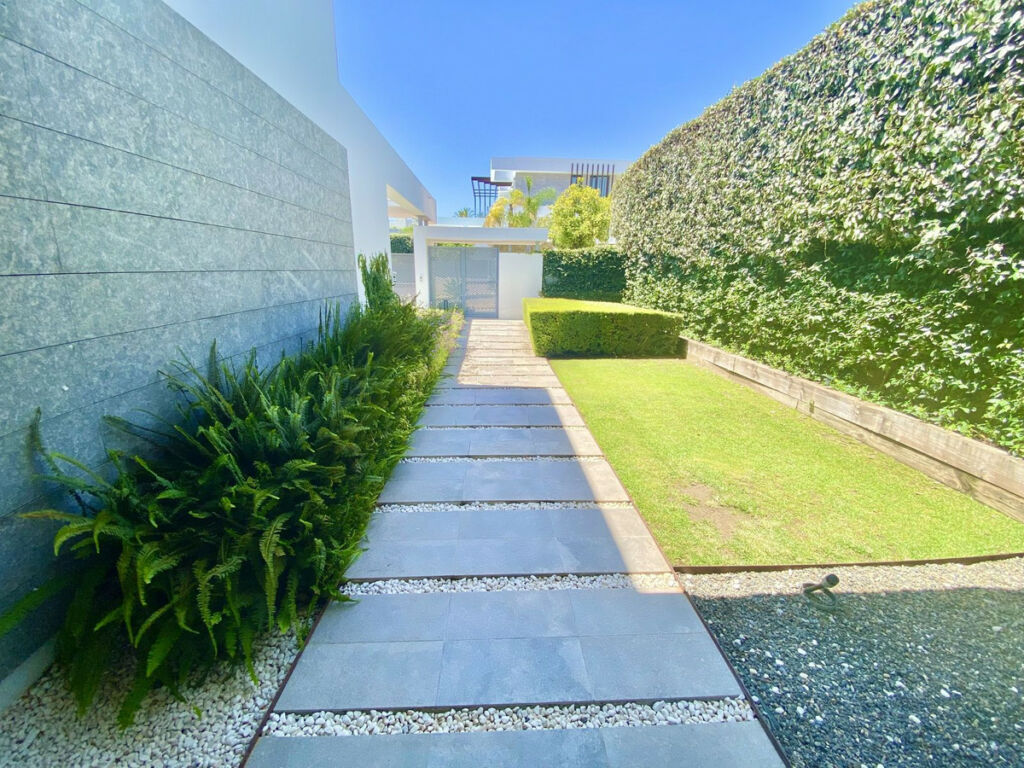 Detached Villa Cancelada Málaga - image 11