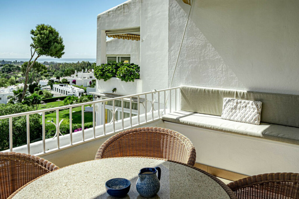 Penthouse Nueva Andalucía Málaga - image 11