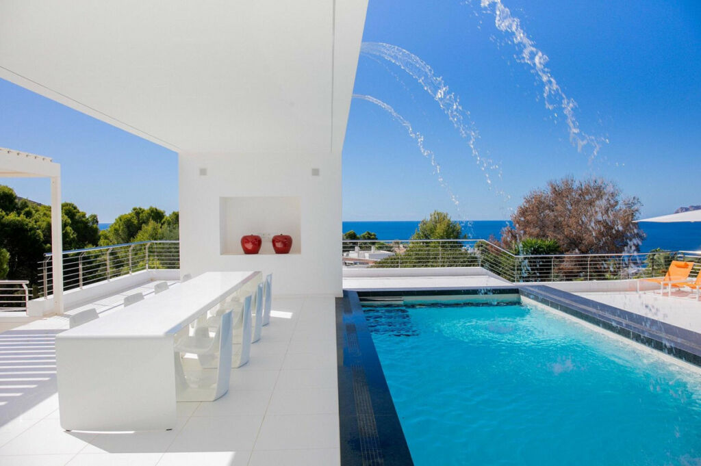 Detached Villa Moraira Alicante - image 11
