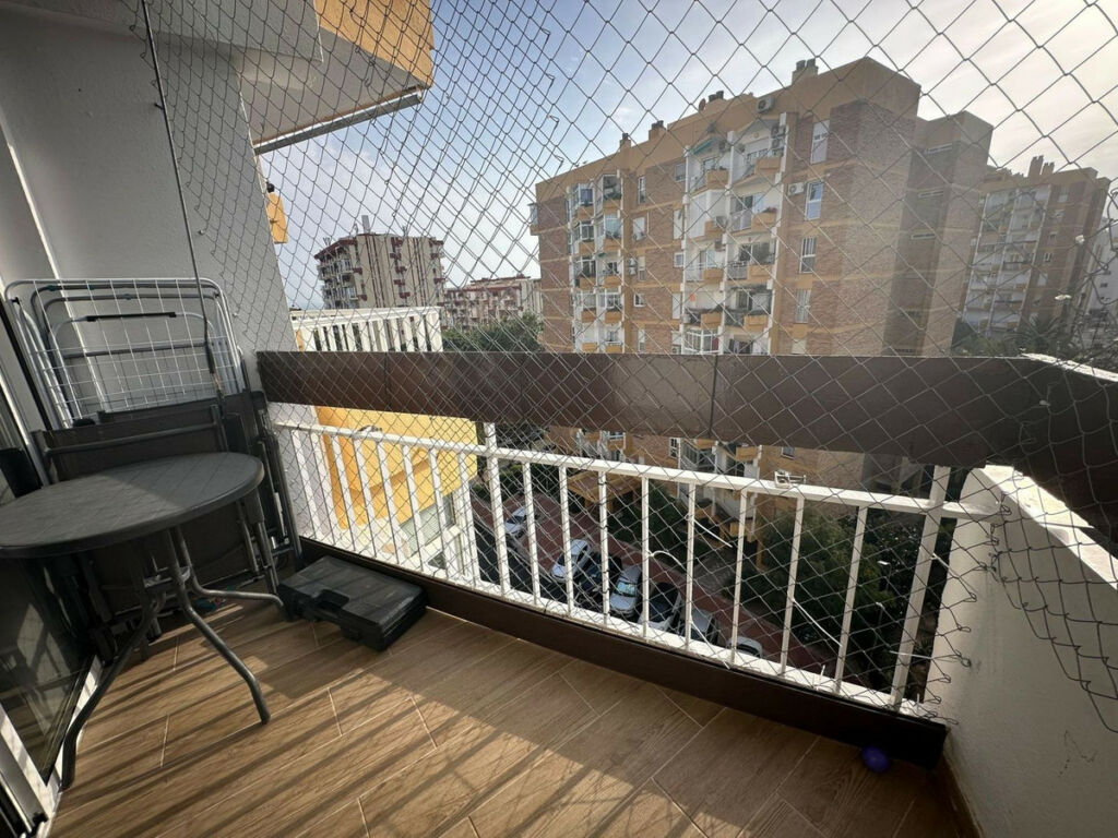 Middle Floor Apartment Arroyo de la Miel Málaga - image 11