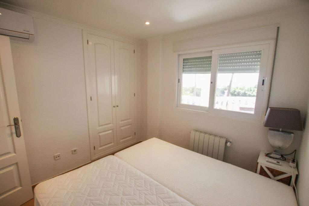 Detached Villa Calpe Alicante - image 11