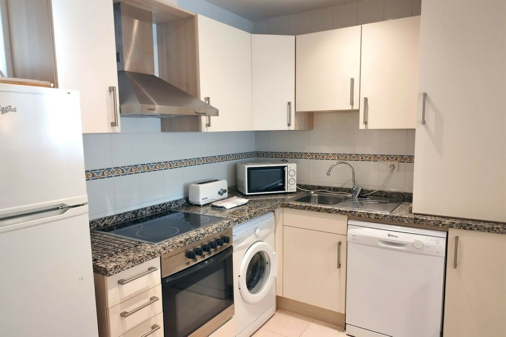 Ground Floor Apartment Estepona Málaga - image 11