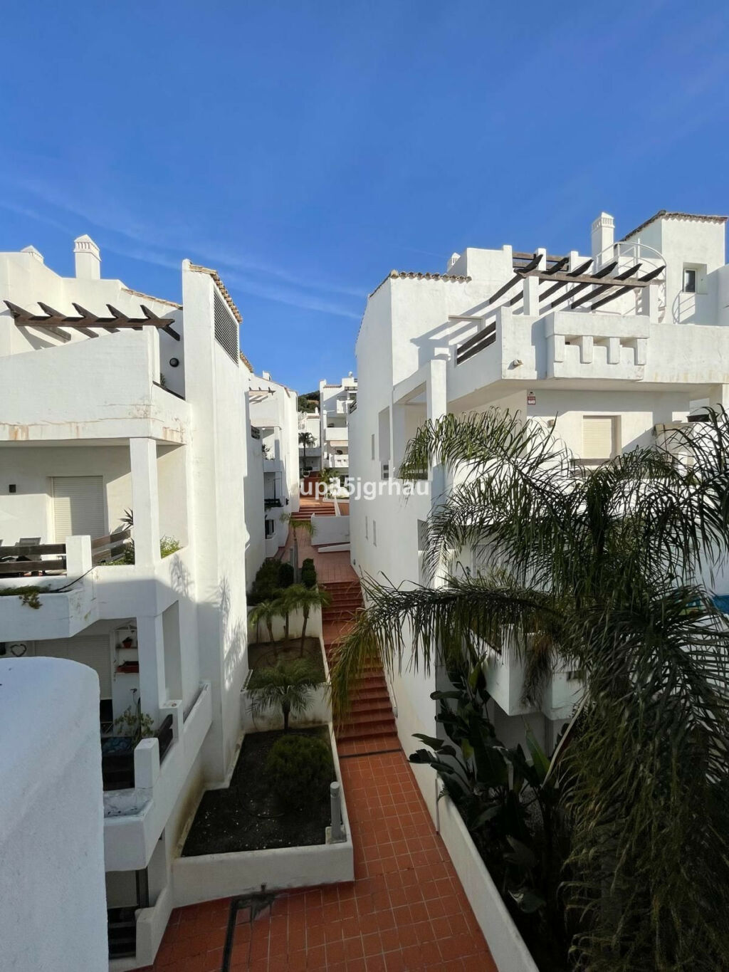 Penthouse Estepona Málaga - image 11