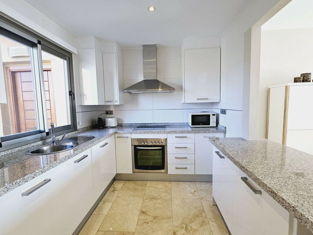 Penthouse Selwo Málaga - image 11