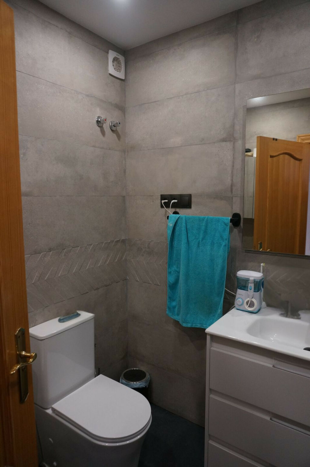 Townhouse Torremolinos Málaga - image 11