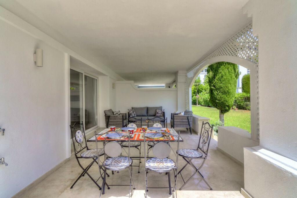 Ground Floor Apartment Estepona Málaga - image 11
