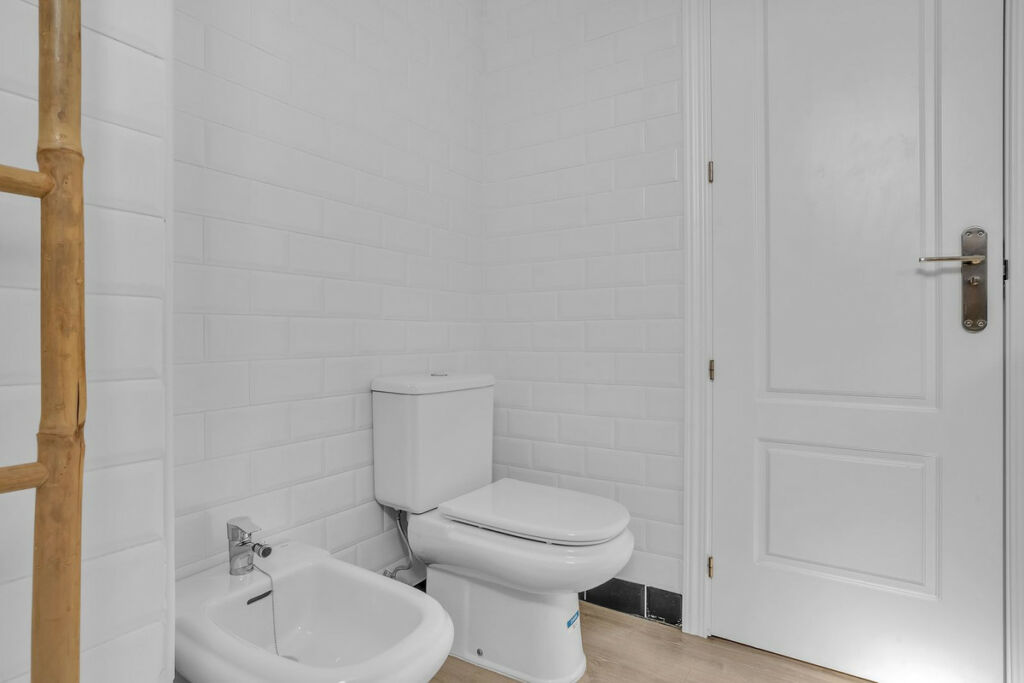 Penthouse Manilva Málaga - image 11