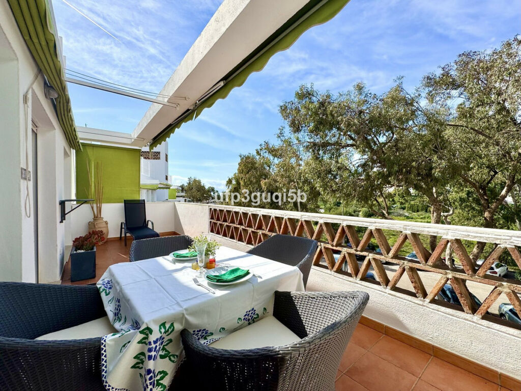 Penthouse Torrequebrada Málaga - image 11