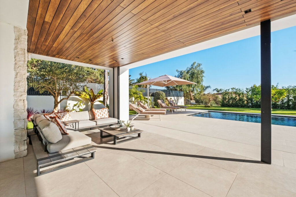 Detached Villa Marbesa Málaga - image 11