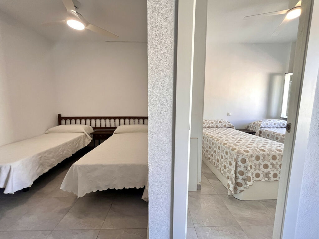 Middle Floor Apartment La Zenia Alicante - image 11