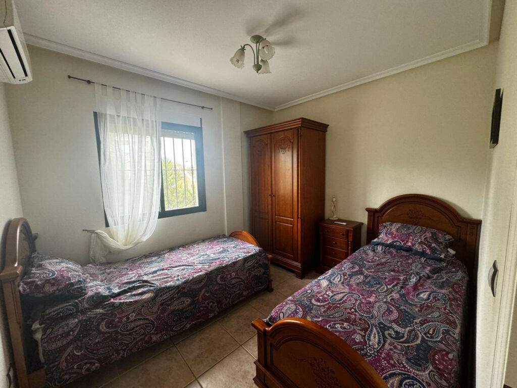 Bungalow Orihuela Costa Alicante - image 11
