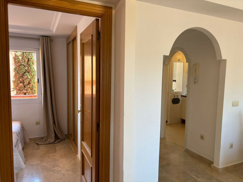 Middle Floor Apartment Riviera del Sol Málaga - image 11