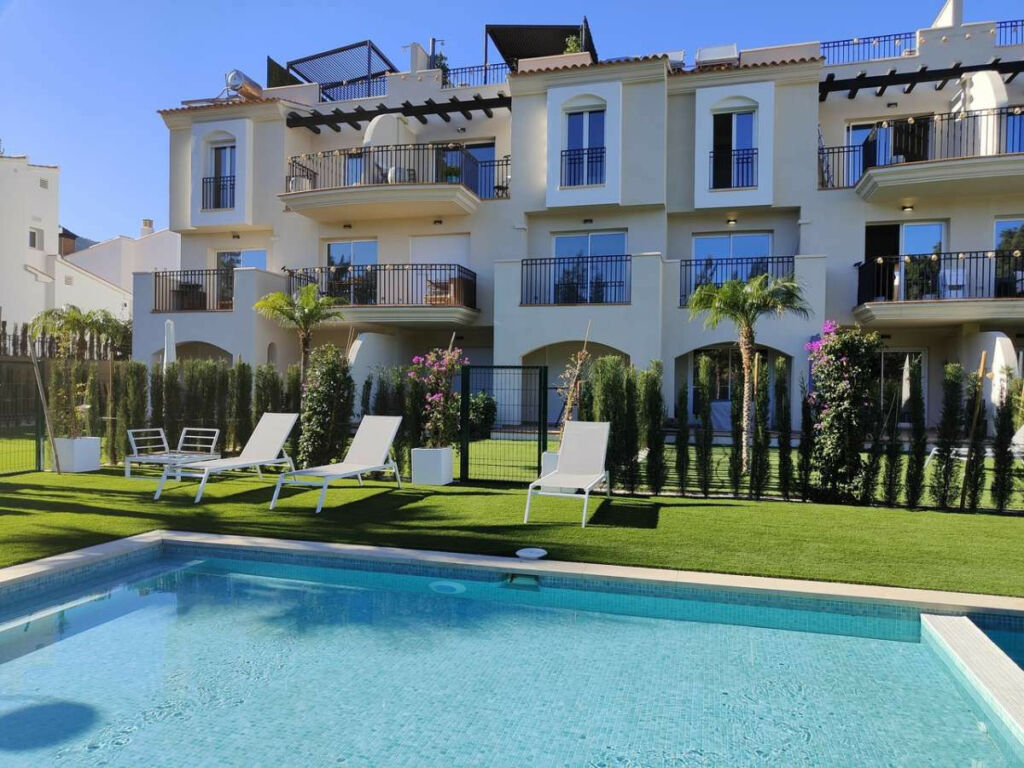 Middle Floor Apartment Denia Alicante - image 11