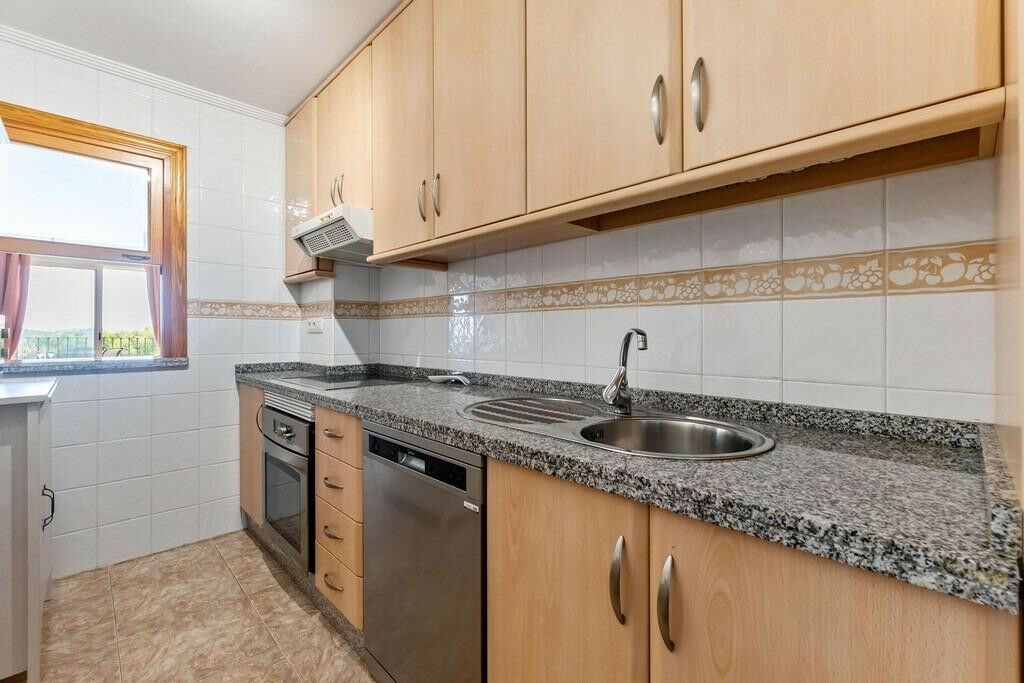 Middle Floor Apartment Campoamor Alicante - image 11