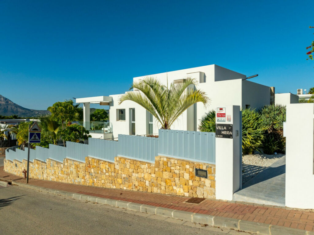 Detached Villa Javea Alicante - image 11