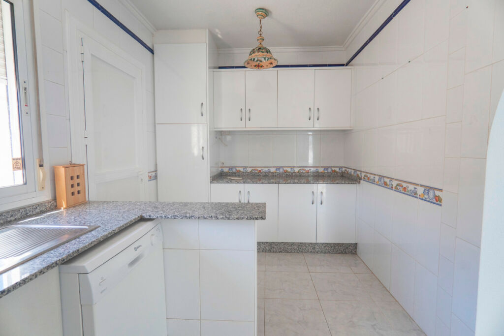 Detached Villa Rojales Alicante - image 11