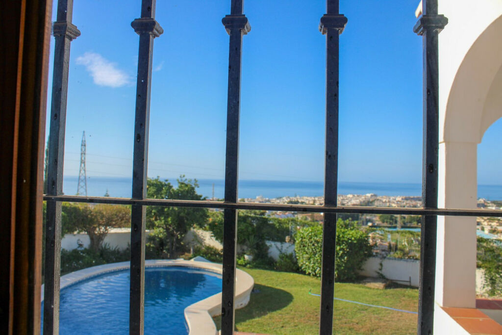 Detached Villa Nerja Málaga - image 11