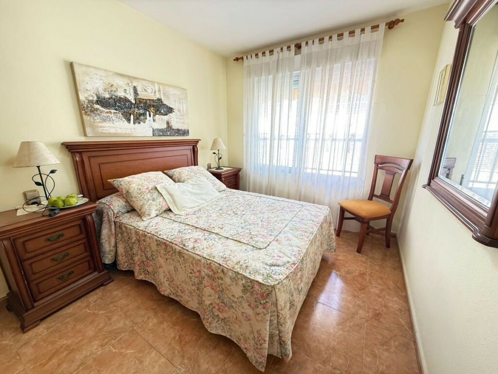 Middle Floor Apartment Playa Del Cura Alicante - image 11