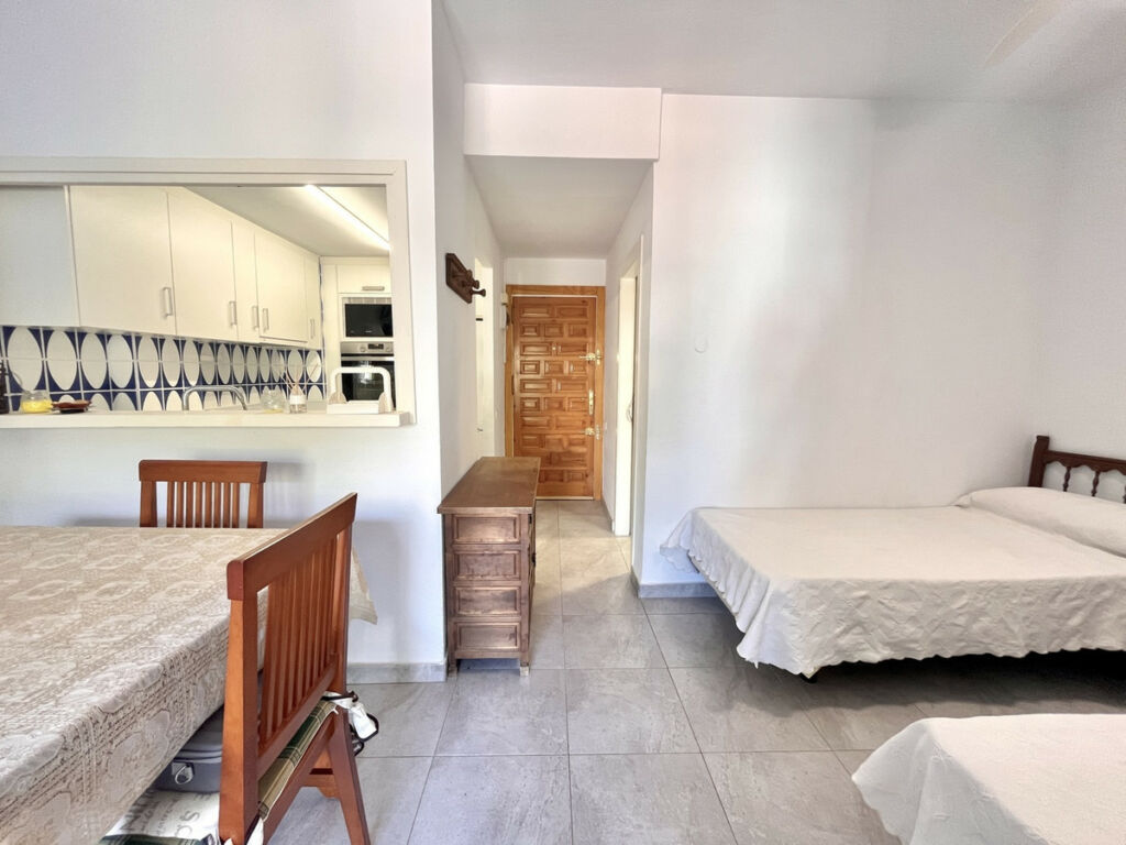Middle Floor Apartment Cabo Roig Alicante - image 12